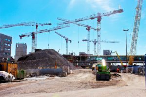 Uusi muunto­koulutus avuksi insinöörien työttömyyteen ja infra-alan työvoimapulaan