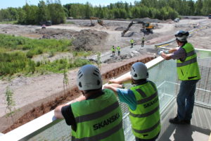 Rakennusliitto ja Rakennusteollisuus RT panostavat työpaikkaohjaajien koulutukseen: Tavoitteena helpottaa etenkin nuorten työllistymistä alalle