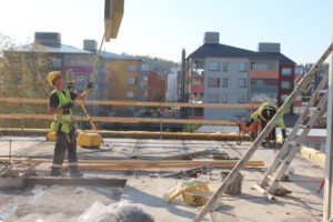 Rakennusteollisuuden turvallisuusviikolla havainnoidaan, haastetaan ja välitetään työkaverin turvallisuudesta